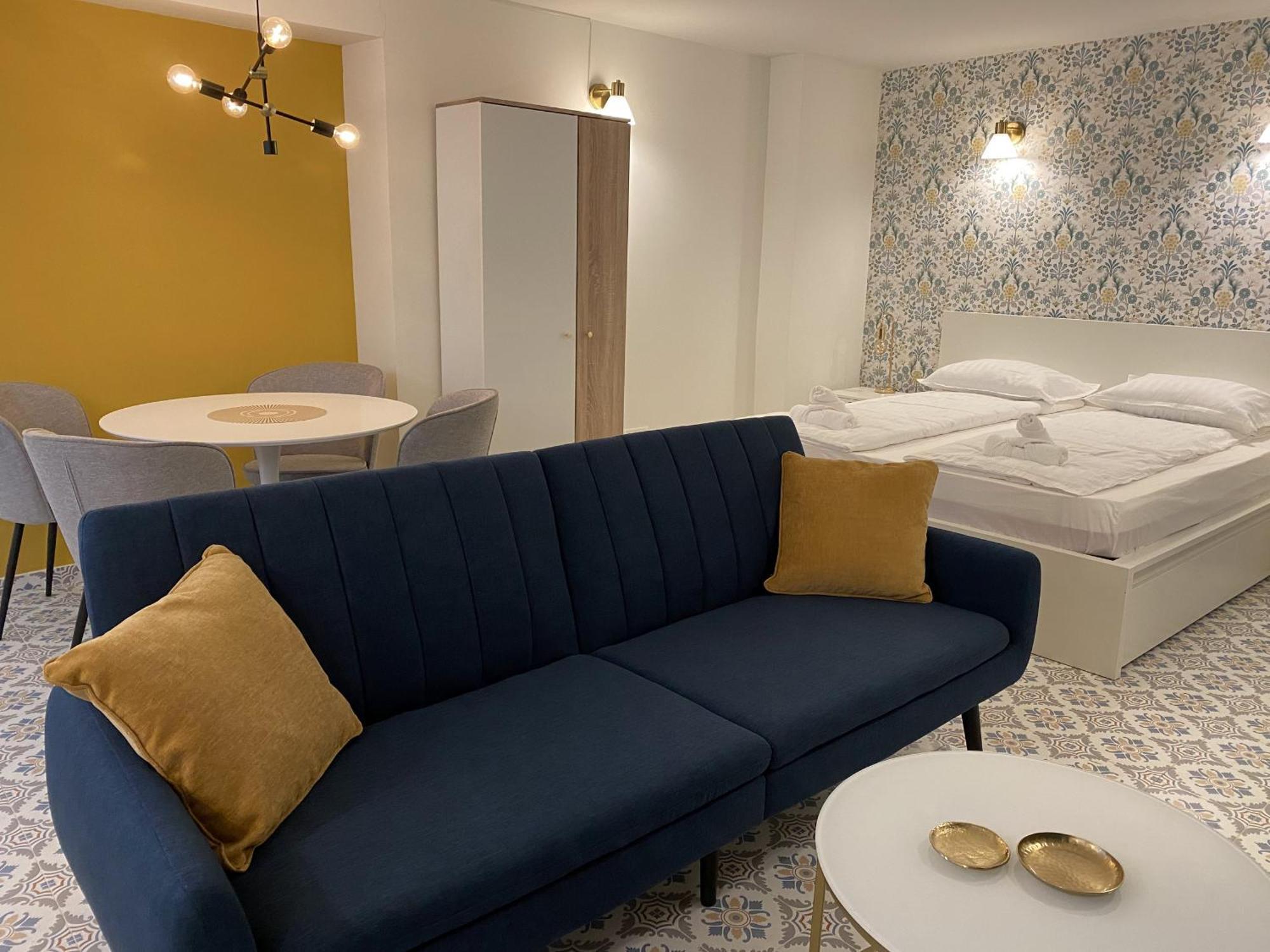 Gold Touch Studio Timisoara Ngoại thất bức ảnh